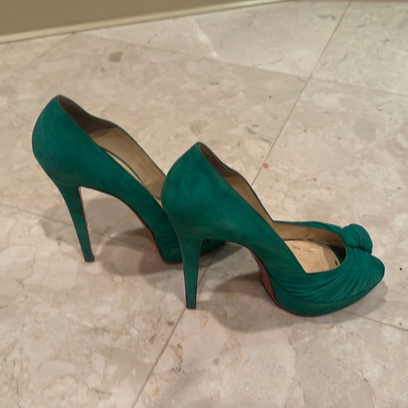 Christian Louboutin Green Suede Heels 39 - Picture 3 of 7